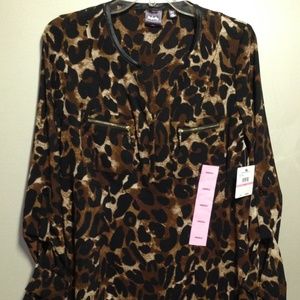 Small Rafaella Animal Print Blouse New